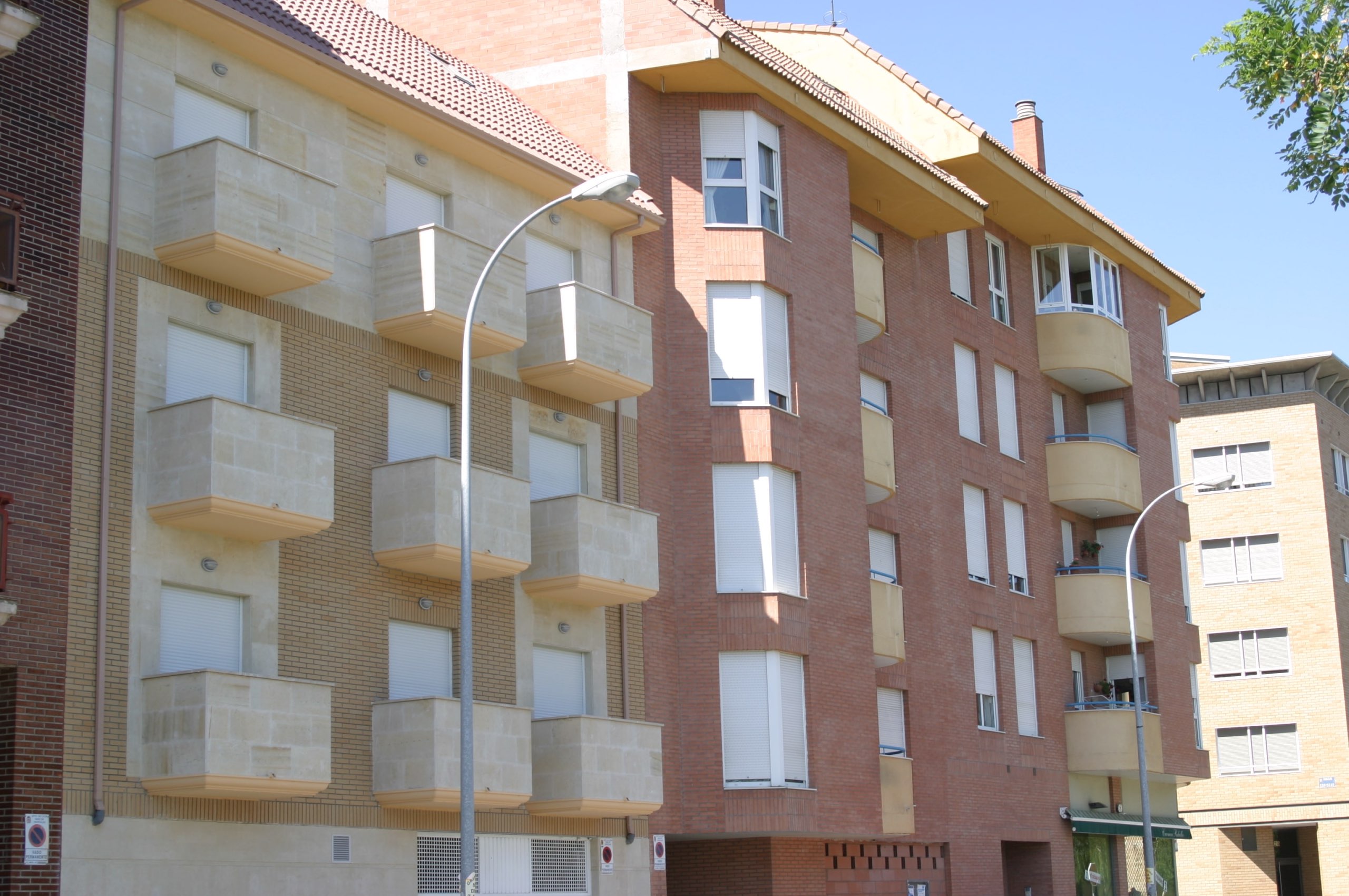 Edificio Palomera Leyco